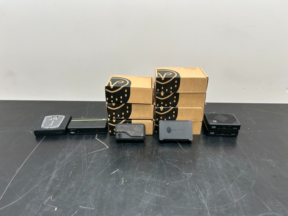 Image of CM32 Dual-Facing AI Dash Cam And Accessories